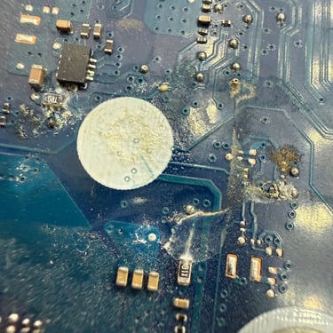 Sửa mainboard Asus Gaming cháy phôi