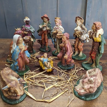 vintage Nativity set