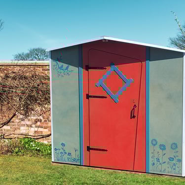 abri de jardin en ossature bois original et coloré facile à installer