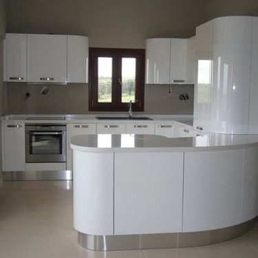 ΠΑΓΚΟΣ ΚΟΥΖΙΝΑΣ ΚΑΜΠΥΛΟ SOLID SURFACES