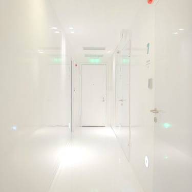 ΤΟΙΧΟΠΟΙΙΑ ΧΕΙΡΟΥΡΓΕΙΟΥ SOLID SURFACES