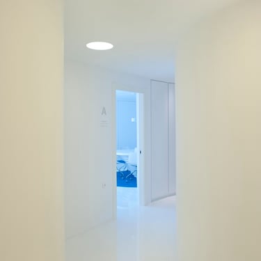 ΤΟΙΧΟΠΟΙΙΑ ΧΕΙΡΟΥΡΓΕΙΟΥ SOLID SURFACES