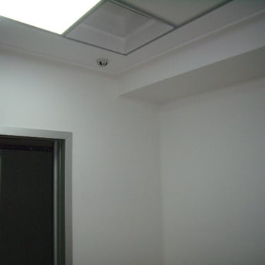 ΕΠΕΝΔΥΣΗ ΧΕΙΡΟΥΡΓΕΙΟΥ ΤΟΙΧΟΠΟΙΙΑ ΤΑΒΑΝΙ SOLID SURFACES
