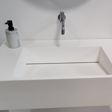 ΝΙΠΤΗΡΑΣ ΜΠΑΝΙΟΥ MATRIX 70X45X15CM WHITE