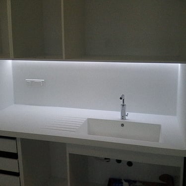 ΠΑΓΚΟΙ ΚΟΥΖΙΝΑΣ SOLID SURFACES