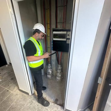 Tony & George Eleter on the Construction site