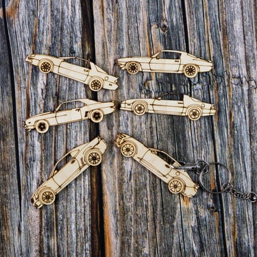 Porte-clés en forme de voiture découpé au laser – création personnalisée par 3DPM France