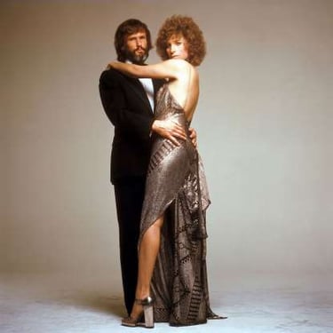 A star is born '76 Barbra streisand in Assuit gown