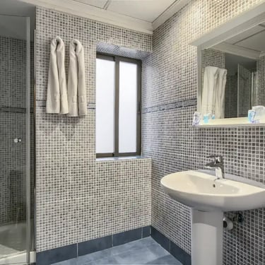 cuarto-de-baño-hotel-castilla-fuenlabrada