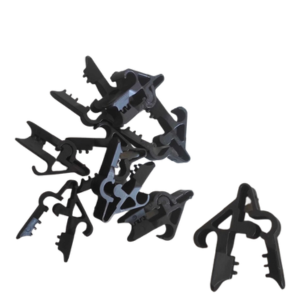 Juodos spalvos kojinių segtukai