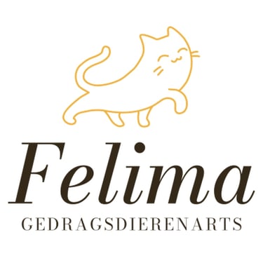 Felima heeft kattenspeelgoed met eigen logo voor haar klanten.