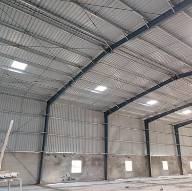 Industrial warehouse with high-quality PEB framework