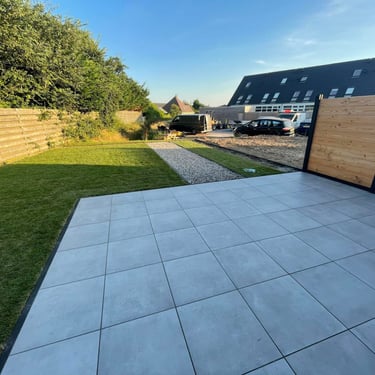 Een tuin aangelegd door Betsema Bestrating