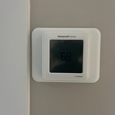 Close up of thermostat in Mount Juliet, TN home. 