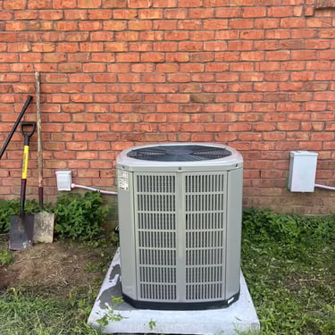 HVAC unit to provide energy-efficient heating and air conditioning for residential customer in Castalian Springs,, TN