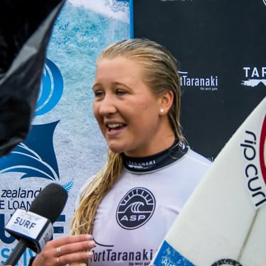 Woman Surfer NZ Ella Williams