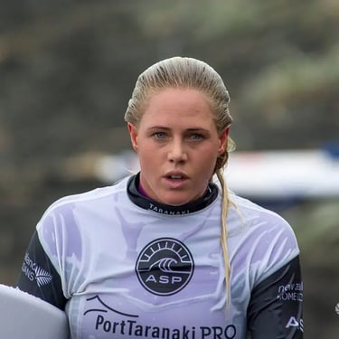 Woman Surfer Laura Evener