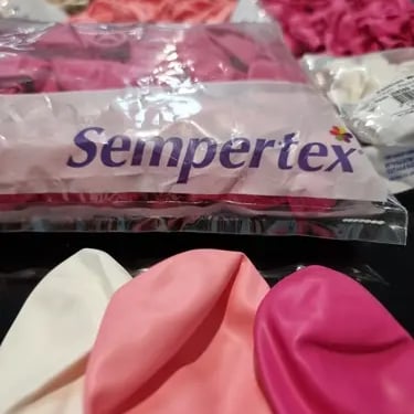 Balloon Garland captured during a 21st Birthday in Mountcotton, Redlands - party hire by SweetAz Co.