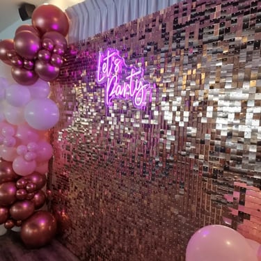 Balloon Garland in rose gold and pink for a 40th Birthday in Cleveland, Redlands - party hire by SweetAz Co.