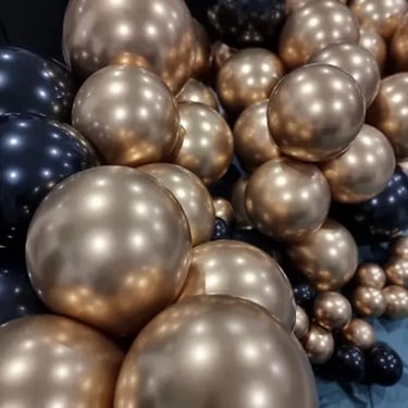 Balloon Garland setup for a Black Gold in Redlandbay, Redlands - party hire by SweetAz Co.