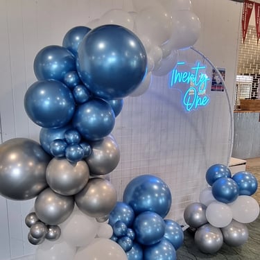 Circle Backdrop setup for a White Birthday in Carina, Brisbane - party hire by SweetAz Co.