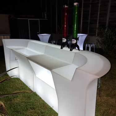 Glow Bar bring glam vibes to a 21St Birthday in Thornlands, Redlands - party hire by SweetAz Co.