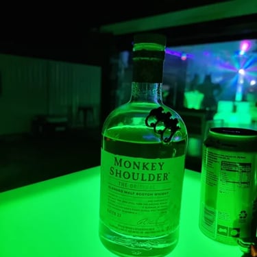 Glow Dry bar Table in Victoriapoint, Redlands - party hire by SweetAz Co.