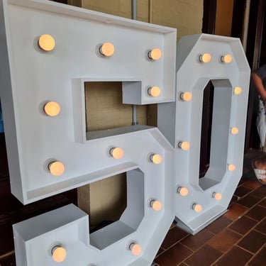 Lightup Numbers at the Grandview Hotel for a 50th Wedding Anniversary in Cleveland, Redlands - party hire by SweetAz Co.