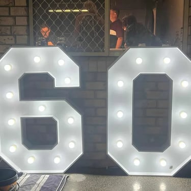 Lightup Number 6 and 0 at a 60th Birthday in Beenleigh, Logan - party hire by SweetAz Co.