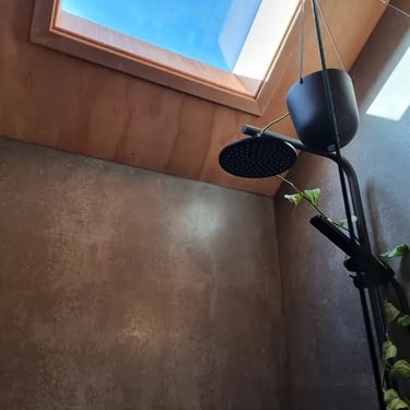 Party specialists setting up moments at a 40th Birthday in Uppercoomera, Gold Coast - party hire by SweetAz Co.