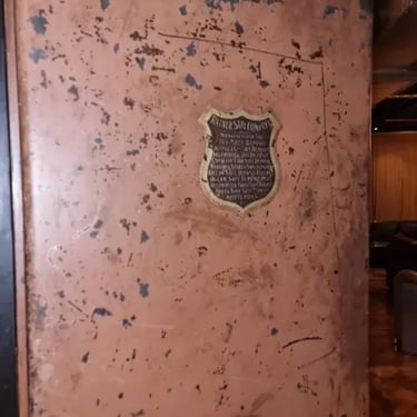 Party specialists partying up at a Forty Birthday in Mountgravatt, Brisbane - party hire by SweetAz Co.