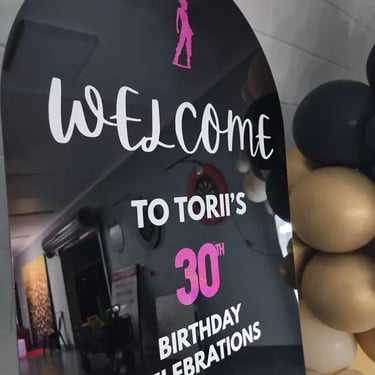 Personalised Easel featured at a Birthday Party in Ormeau, Gold Coast - party hire by SweetAz Co.