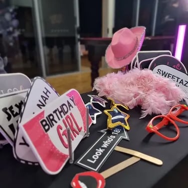 Photo Booth including Birthday Props in Redlandbay, Redlands - party hire by SweetAz Co.