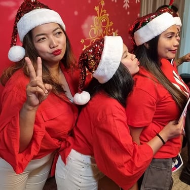 Photo Booth helping staff make memories at a Staff Xmas in Victoriapoint, Redlands - party hire by SweetAz Co.