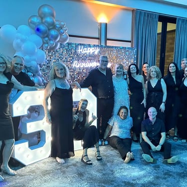 Shimmer Wall with the last people standing at a Anniversary Party in Loganholme, Logan - party hire by SweetAz Co.