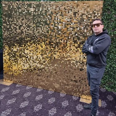 Shimmer Wall created at a Gold Twentyfirst in Sunnybank, Brisbane - party hire by SweetAz Co.