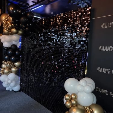 Shimmer Wall featured at a School Formal in Daisyhill, Logan - party hire by SweetAz Co.