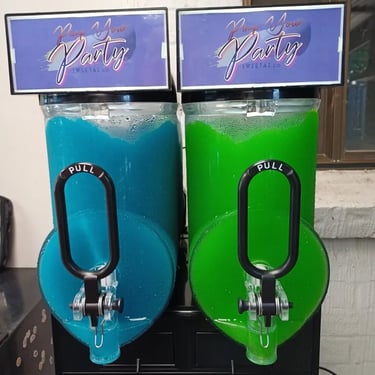 Slushie Machine chilled deliciouness at an 18th Celebration in Carindale, Brisbane - party hire by SweetAz Co.