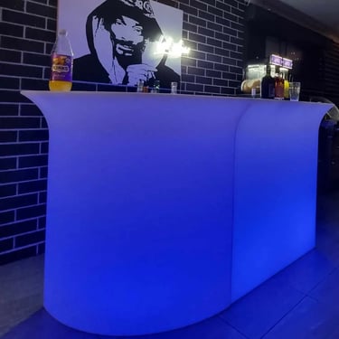 Slushie Machine setup with a Cocktail Bar in Wellingtonpoint, Redlands - party hire by SweetAz Co.