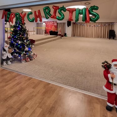 Sweetaz Crew arriving with the Mirror Booth at a Christmas Party in Victoriapoint, Redlands - party hire by SweetAz Co.