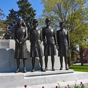 War Memorial statues women