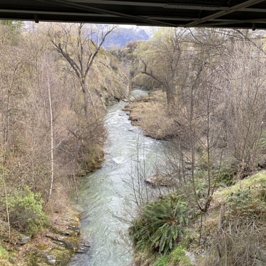 The Arrow River in Central Otago, New Zealand. Scenic photograph of the river