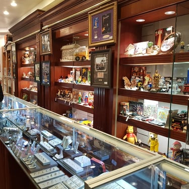 Gold & Silver Pawn Shop - Las Vegas