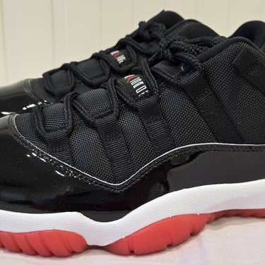 Jordan 11 Retro Low 'Bred'