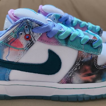 Nike SB Dunk Low 'Futura Laboratories'