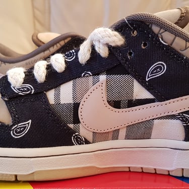 Nike SB Dunk Low 'Travis Scott'