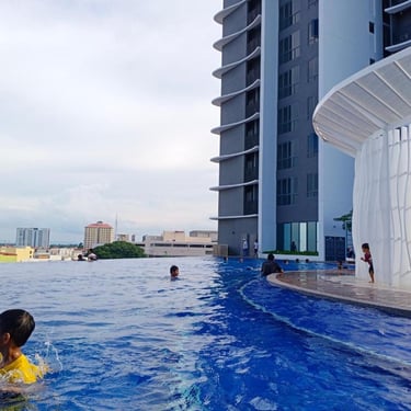 Infinity Pool