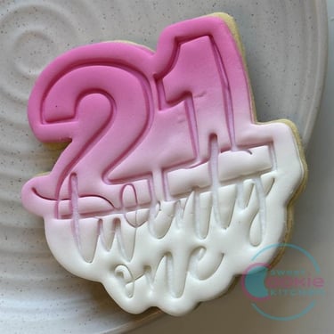 21st birthday pink and white ombre fondant cookie