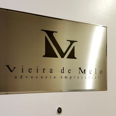 Placa em aço escovado para porta de escritório