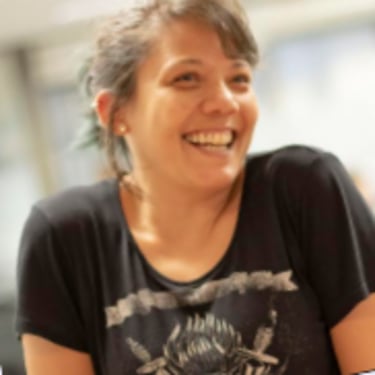 Sheila Chang, autora o livro.